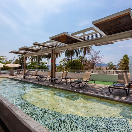 Ramada By Wyndham Acapulco Hotel & Suites Eksteriør billede