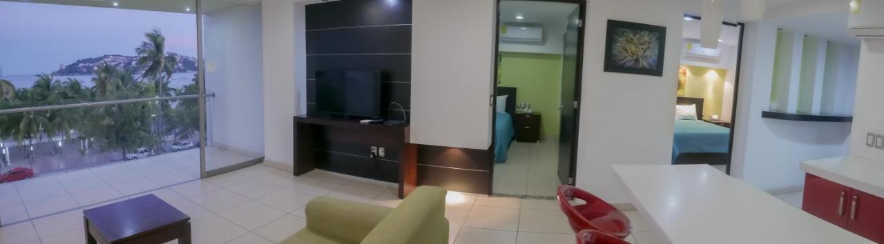 Ramada By Wyndham Acapulco Hotel & Suites Eksteriør billede