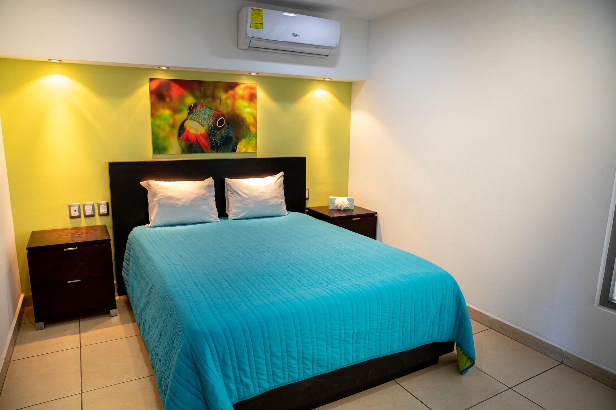 Ramada By Wyndham Acapulco Hotel & Suites Eksteriør billede