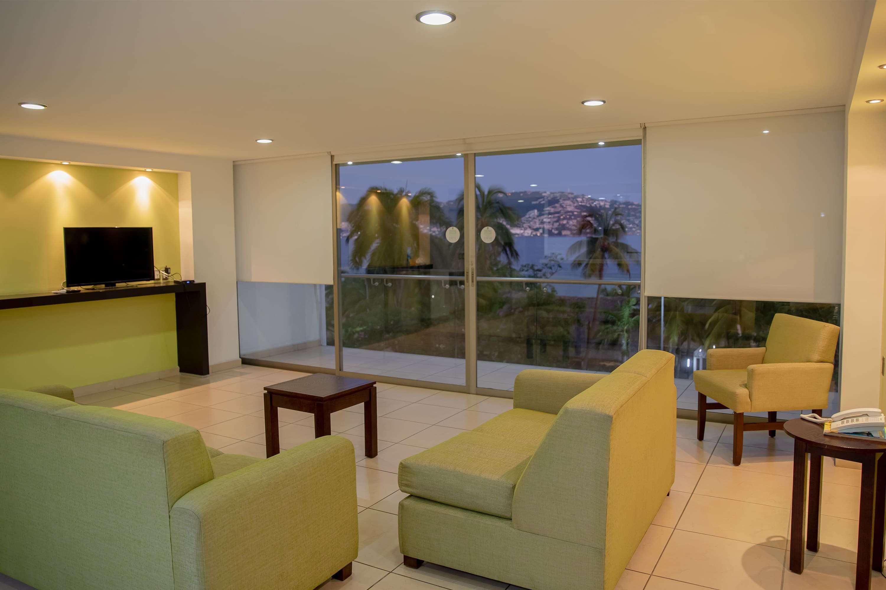 Ramada By Wyndham Acapulco Hotel & Suites Eksteriør billede