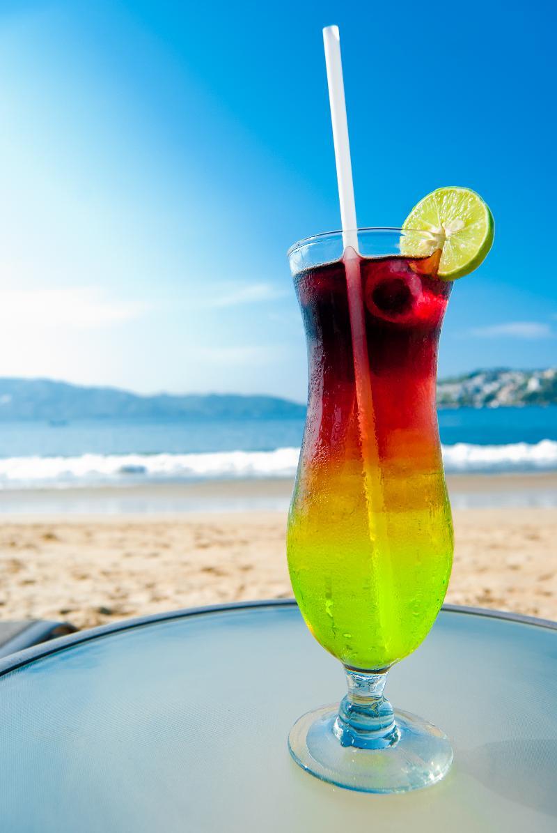 Ramada By Wyndham Acapulco Hotel & Suites Eksteriør billede