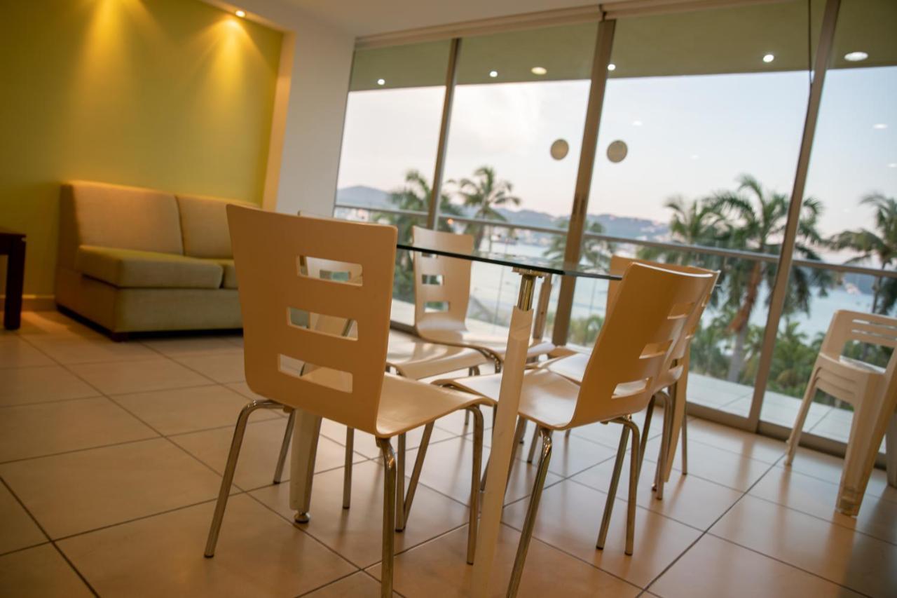 Ramada By Wyndham Acapulco Hotel & Suites Eksteriør billede